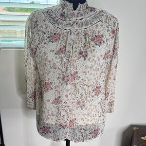 June & Hudson Floral Lace Trim Blouse - Cream and Pink